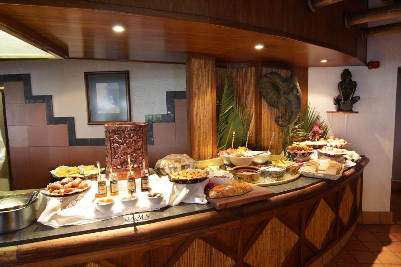 Cresta Mowana Safari Lodge Касане Екстер'єр фото