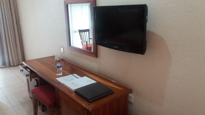 Cresta Mowana Safari Lodge Касане Екстер'єр фото