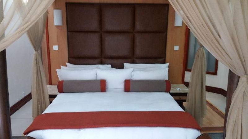Cresta Mowana Safari Lodge Касане Екстер'єр фото